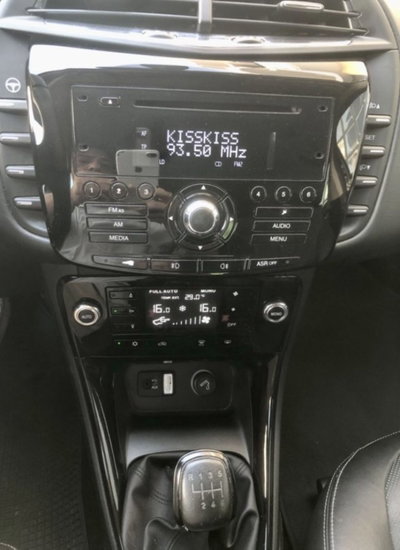 Lancia Delta 1.6 MJT DPF Business (15)