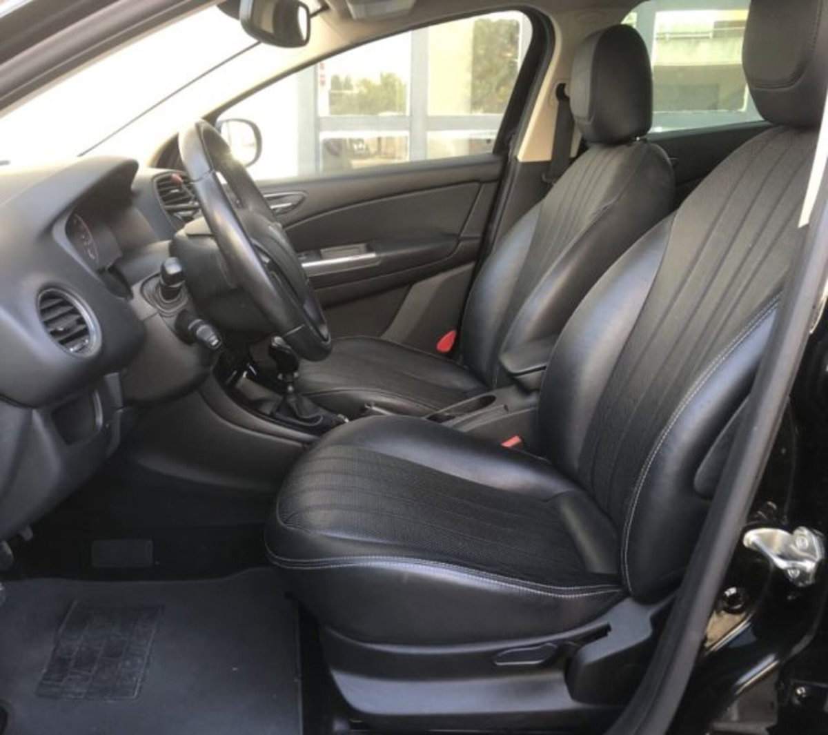 Lancia Delta 1.6 MJT DPF Business (7)