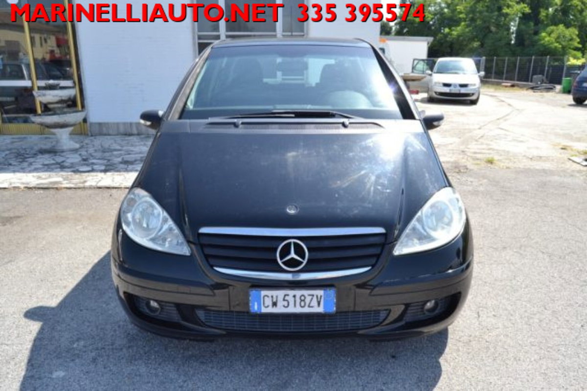 Mercedes-Benz Classe A 150 Classic (2)