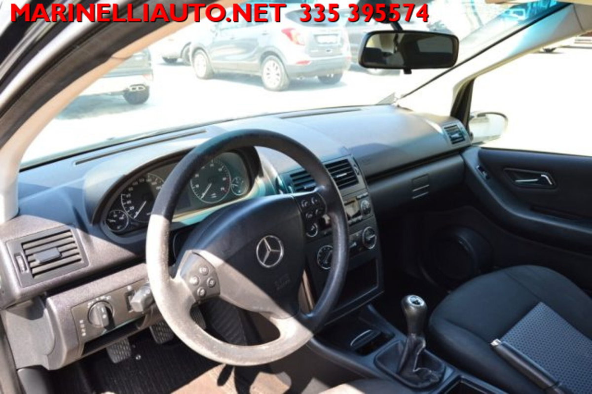 Mercedes-Benz Classe A 150 Classic (6)