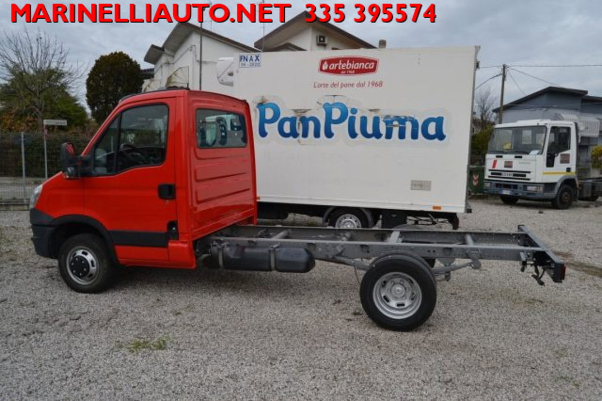 Iveco Daily Telaio 35C13 BTor 2.3 HPT PM-RG Cabinato (18)