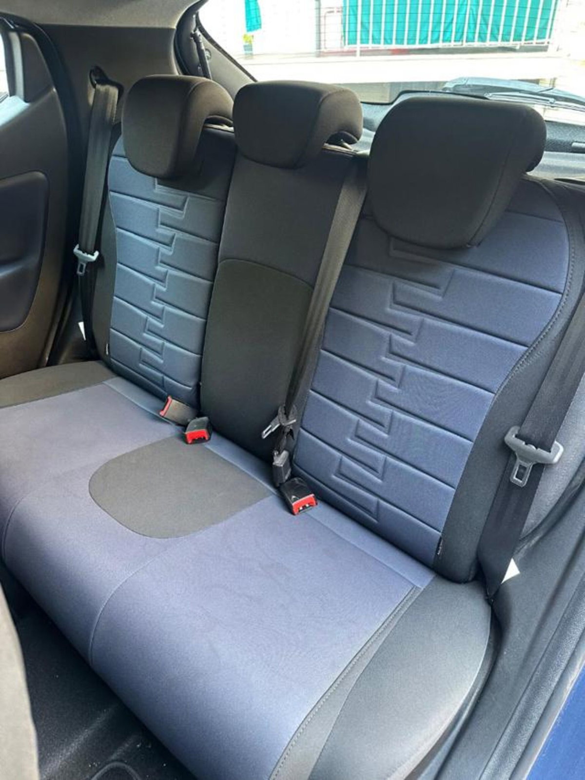 Lancia Ypsilon 1.2 69 CV 5 porte GPL Ecochic Alberta Ferretti (16)
