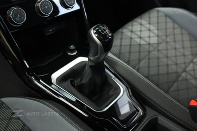 Volkswagen T-Roc 1.0 TSI R-Line (10)