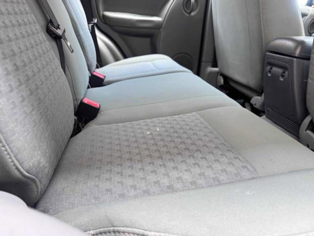 Jeep Cherokee 2.8 CRD Sport (20)
