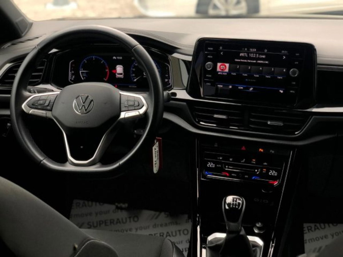 Volkswagen T-Roc 2.0 tdi Style 115cv (15)