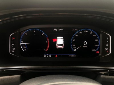 Volkswagen T-Roc 2.0 tdi Style 115cv (17)