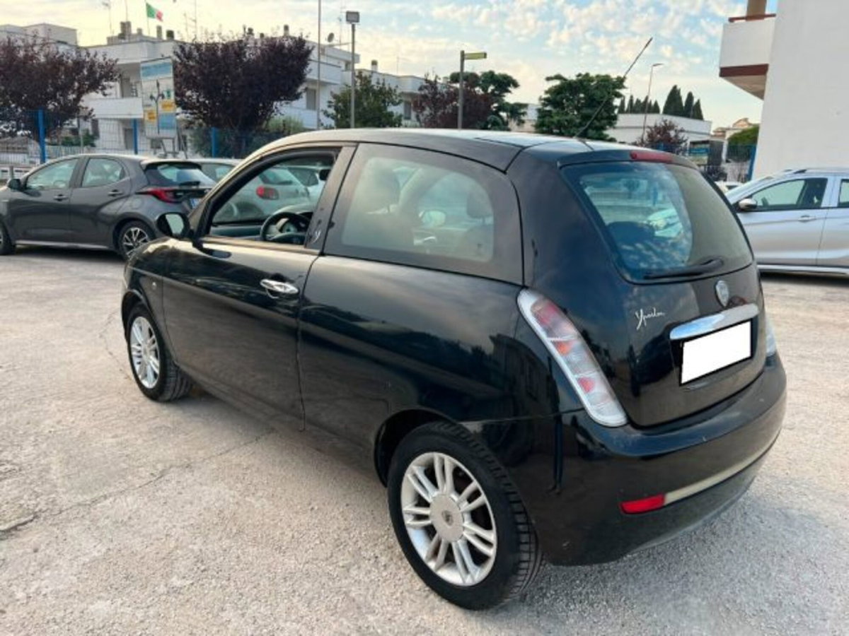 Lancia Ypsilon 1.2 (6)