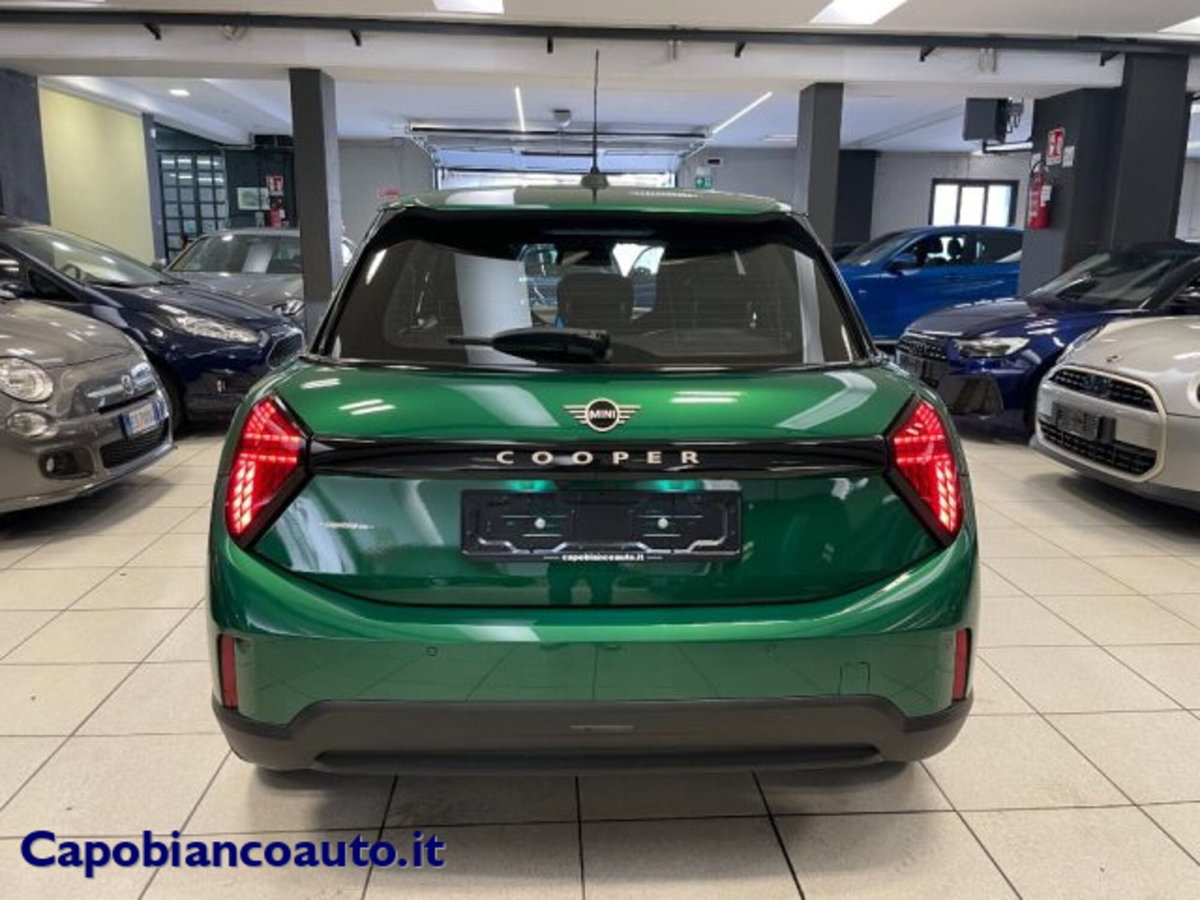MINI Mini 3p 1.5 C Favoured auto (5)