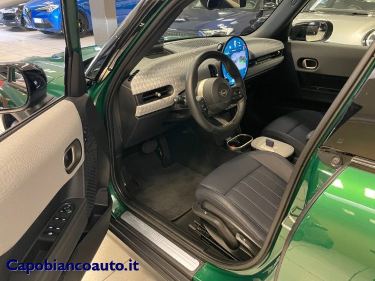 MINI Mini 3p 1.5 C Favoured auto (8)