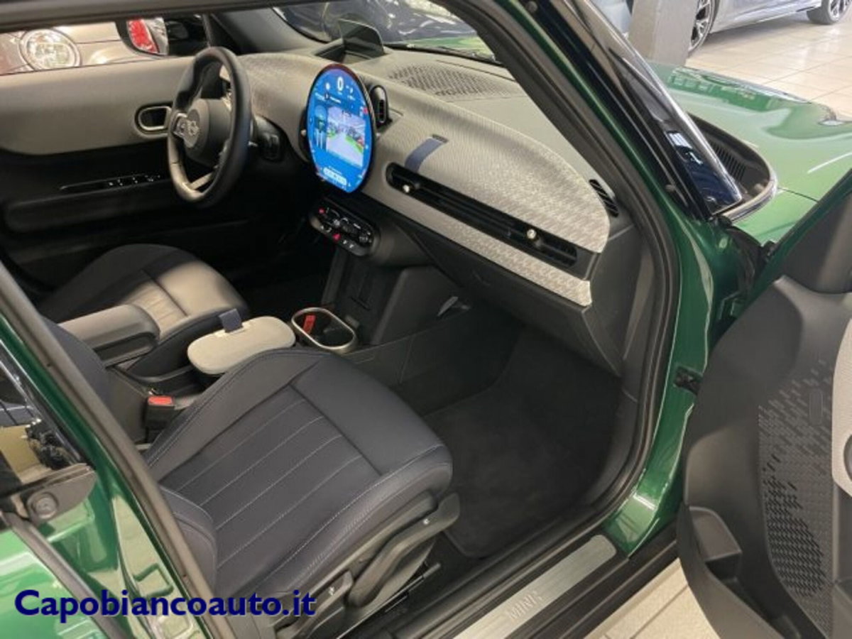 MINI Mini 3p 1.5 C Favoured auto (9)