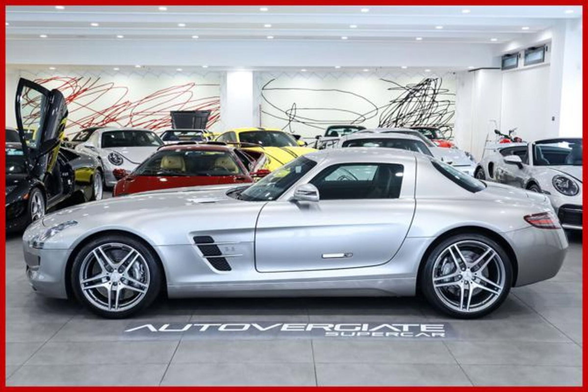 Mercedes-Benz SLS AMG Coupé (4)