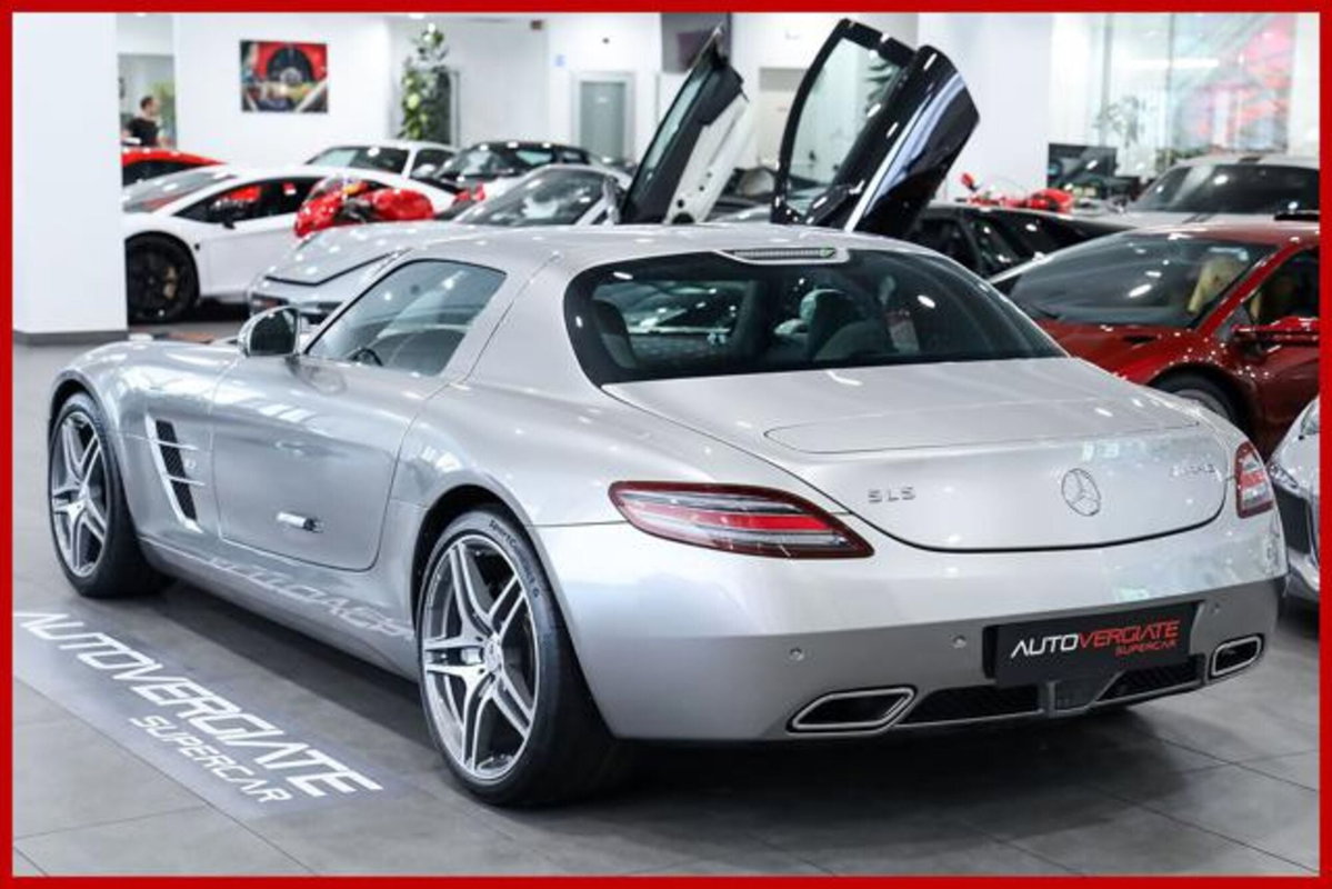 Mercedes-Benz SLS AMG Coupé (5)