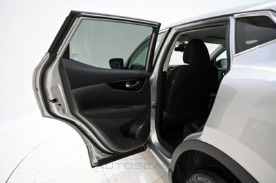 Nissan Qashqai 1.6 dCi 2WD XTronic Tekna+ (12)