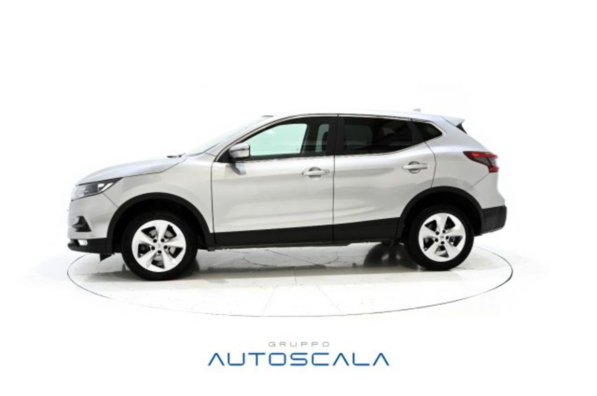 Nissan Qashqai 1.6 dCi 2WD XTronic Tekna+ (18)