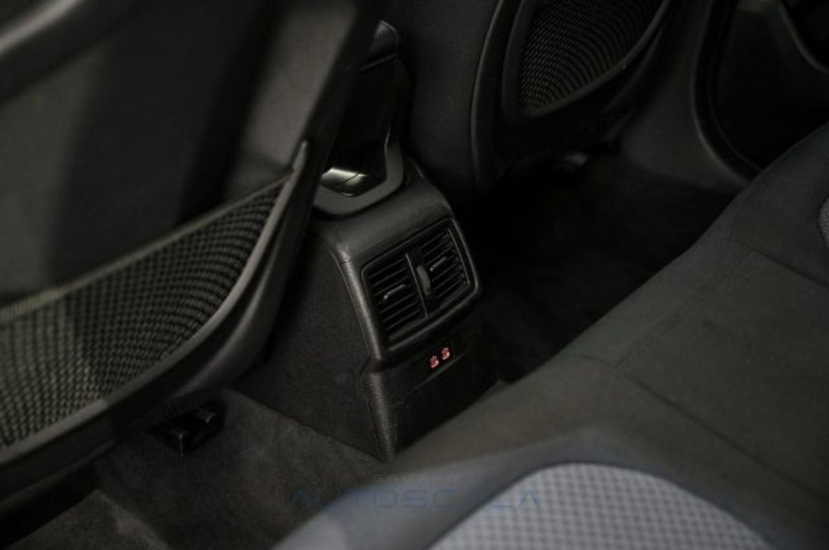 BMW X2 sDrive18d Advantage (13)