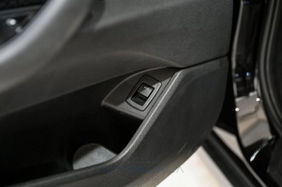 BMW X2 sDrive18d Advantage (16)