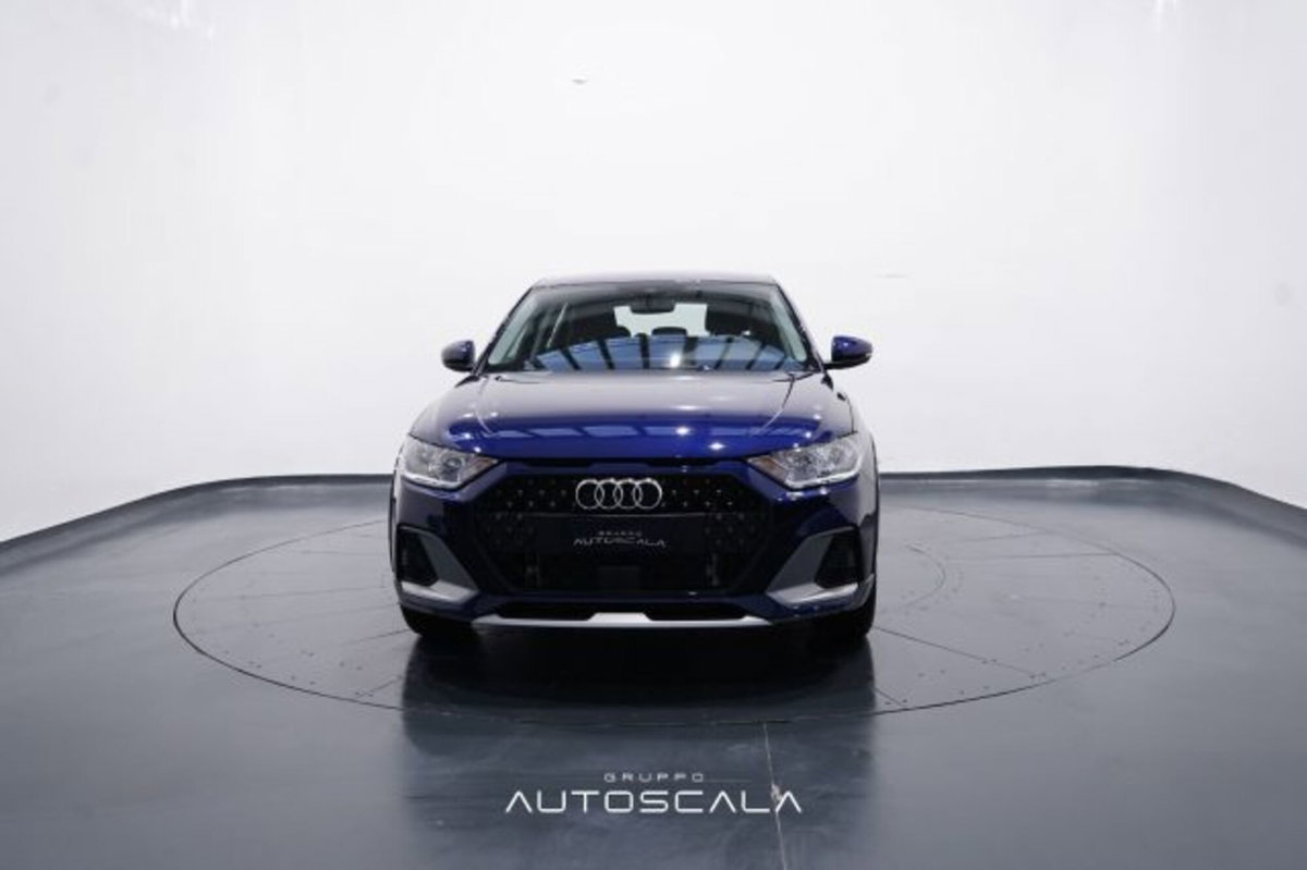 Audi A1 allstreet allstreet 30 TFSI S tronic Identity Contrast (2)