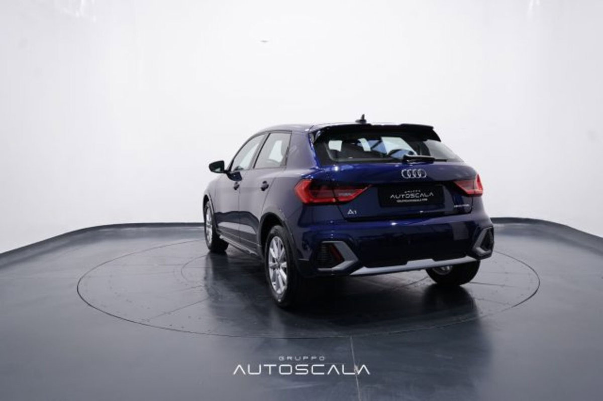 Audi A1 allstreet allstreet 30 TFSI S tronic Identity Contrast (4)
