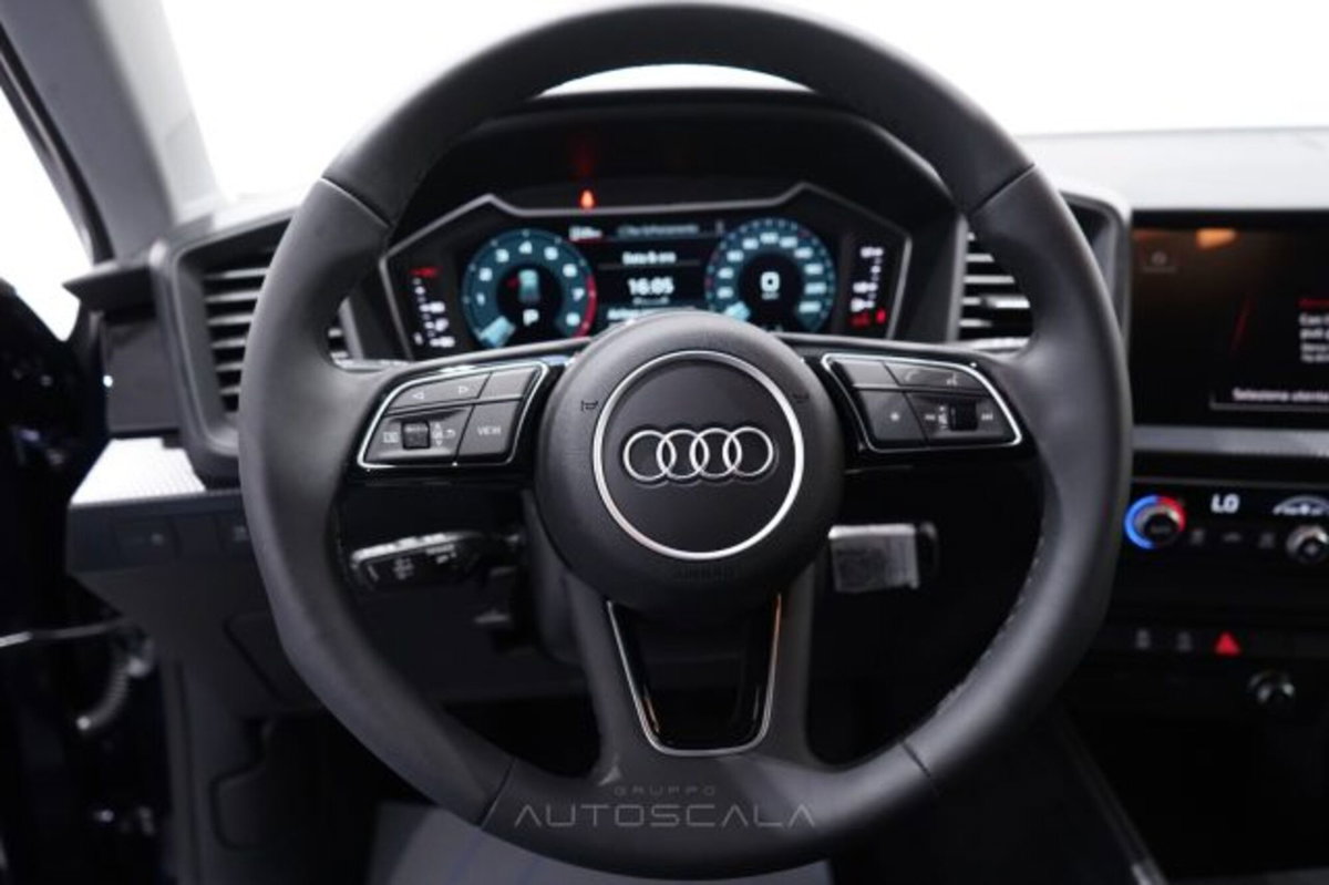Audi A1 allstreet allstreet 30 TFSI S tronic Identity Contrast (9)