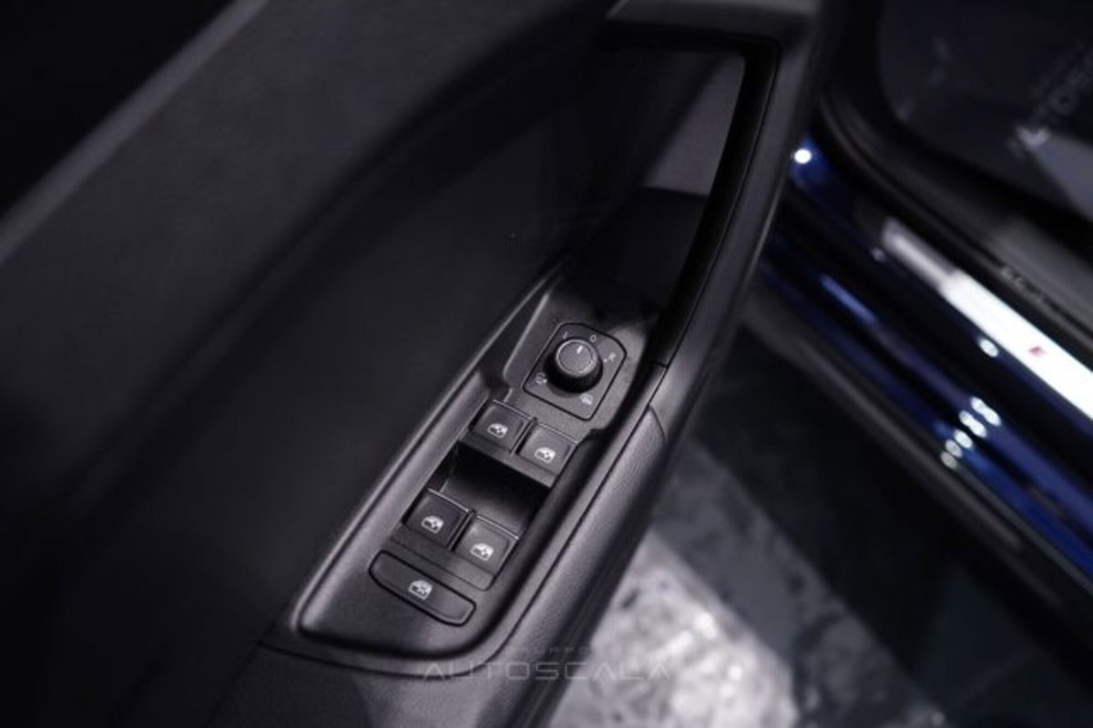 Audi A1 allstreet allstreet 30 TFSI S tronic Identity Contrast (10)