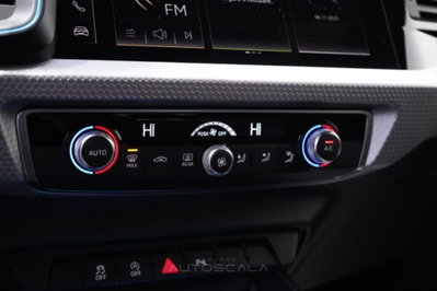 Audi A1 allstreet allstreet 30 TFSI S tronic Identity Contrast (18)