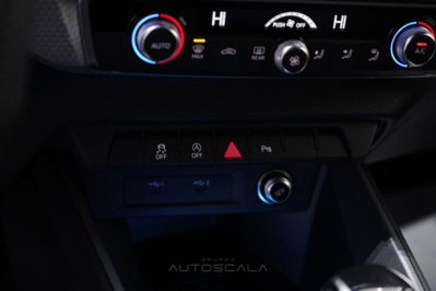 Audi A1 allstreet allstreet 30 TFSI S tronic Identity Contrast (19)