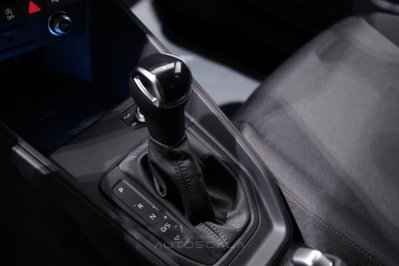 Audi A1 allstreet 30 1.0 tfsi Identity Contrast 116cv (16)