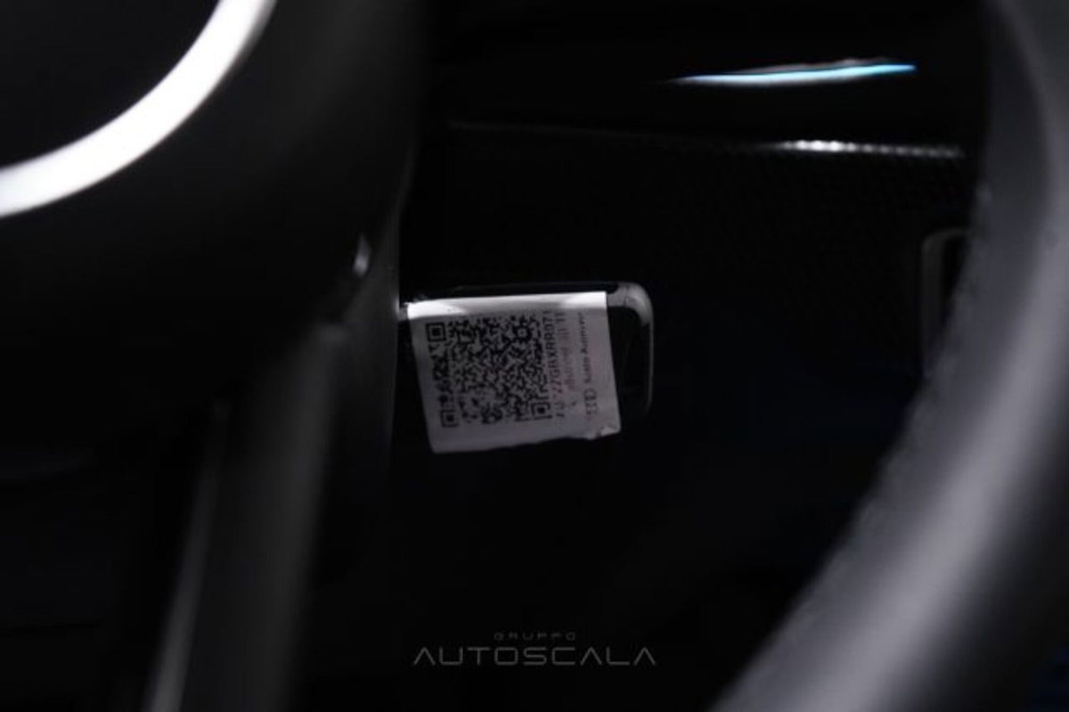 Audi A1 allstreet 30 1.0 tfsi Identity Contrast 116cv (17)