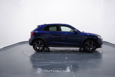 Audi A1 allstreet 30 1.0 tfsi Identity Contrast 116cv (7)