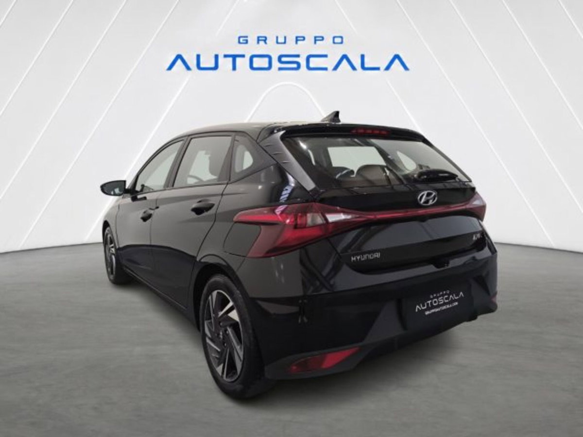 Hyundai i20 1.2 MPI MT GPL ConnectLine (3)