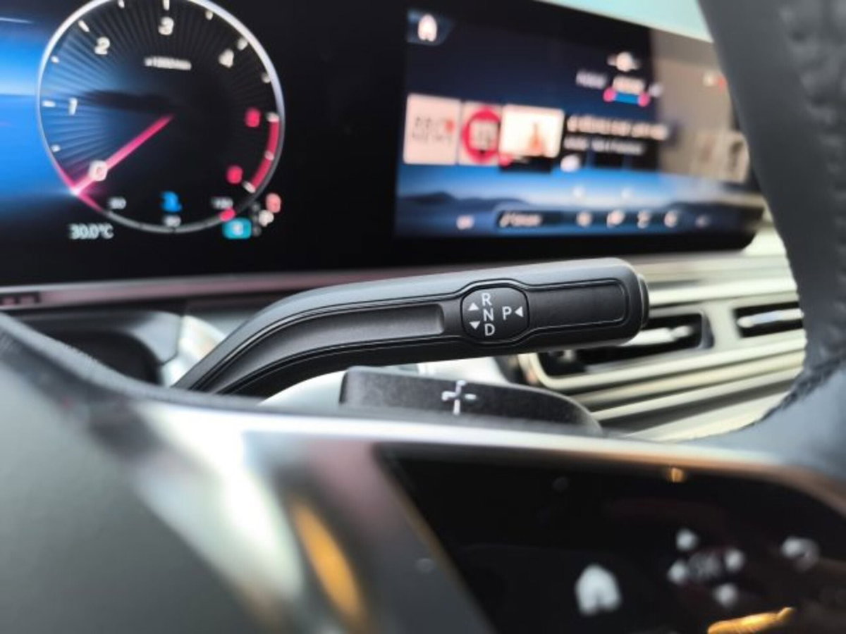 Mercedes-Benz Classe V Extralong 300 d Exclusive auto (12)