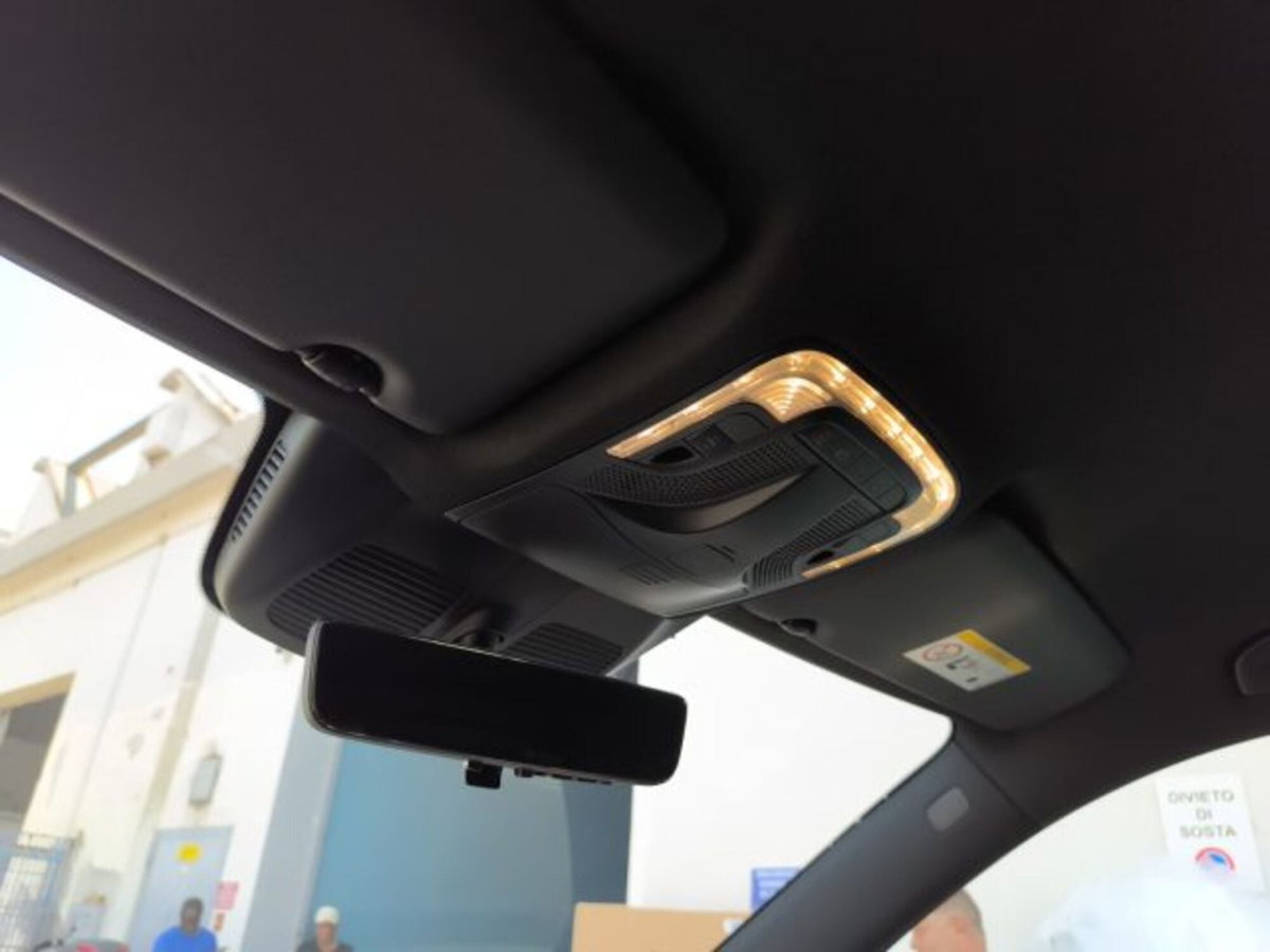 Mercedes-Benz Classe V Extralong 300 d Exclusive auto (18)