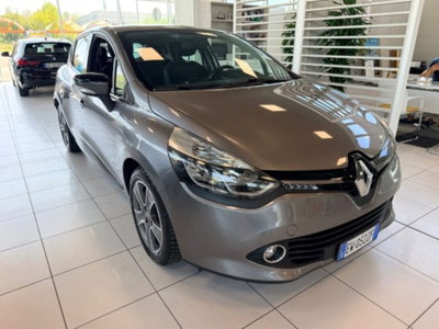 Renault Clio 1.5 dCi 8V 75CV 5 porte Costume National (5)