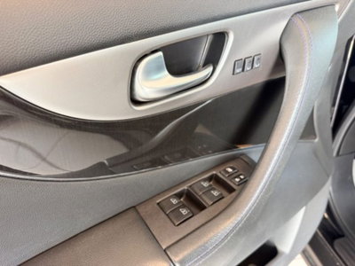 Infiniti QX70 3.0 diesel V6 AT S Premium (17)
