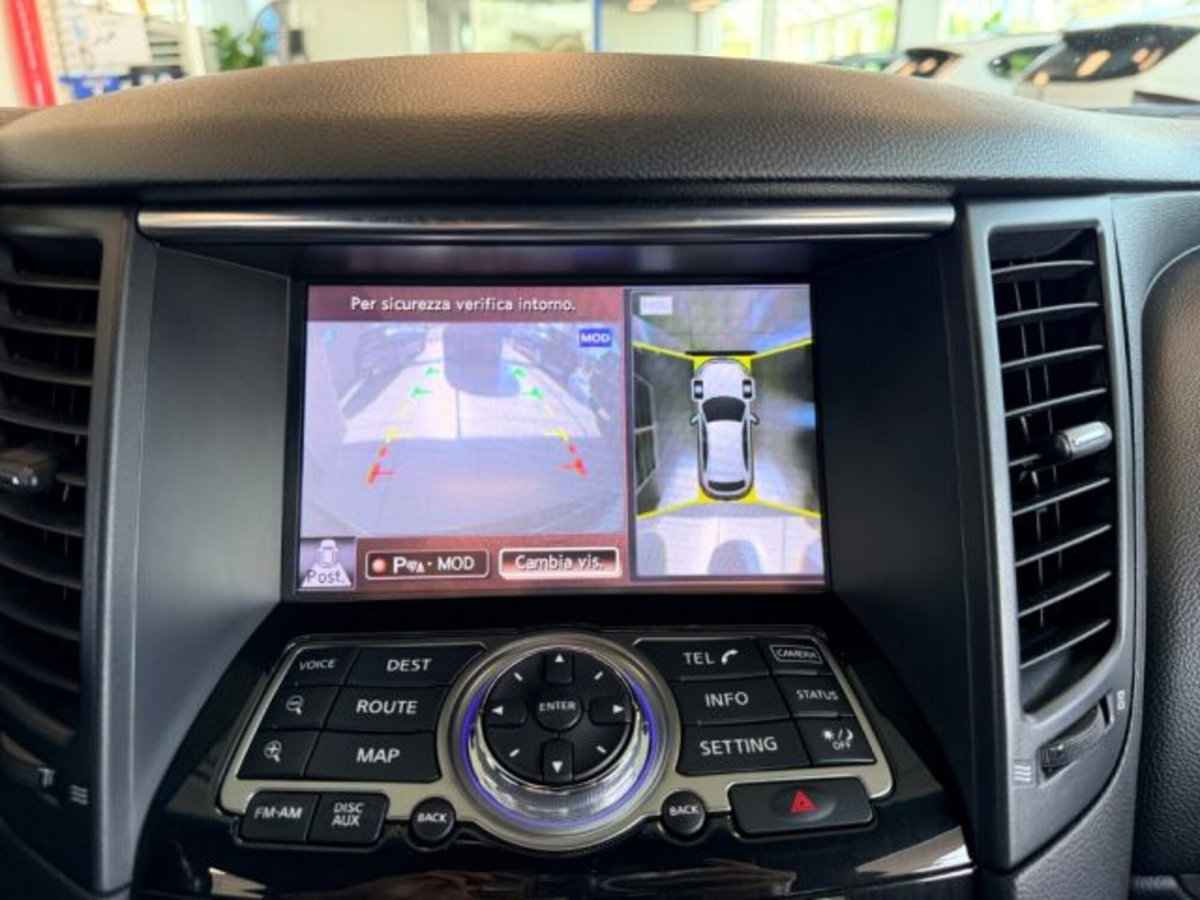 Infiniti QX70 3.0 diesel V6 AT S Premium (20)