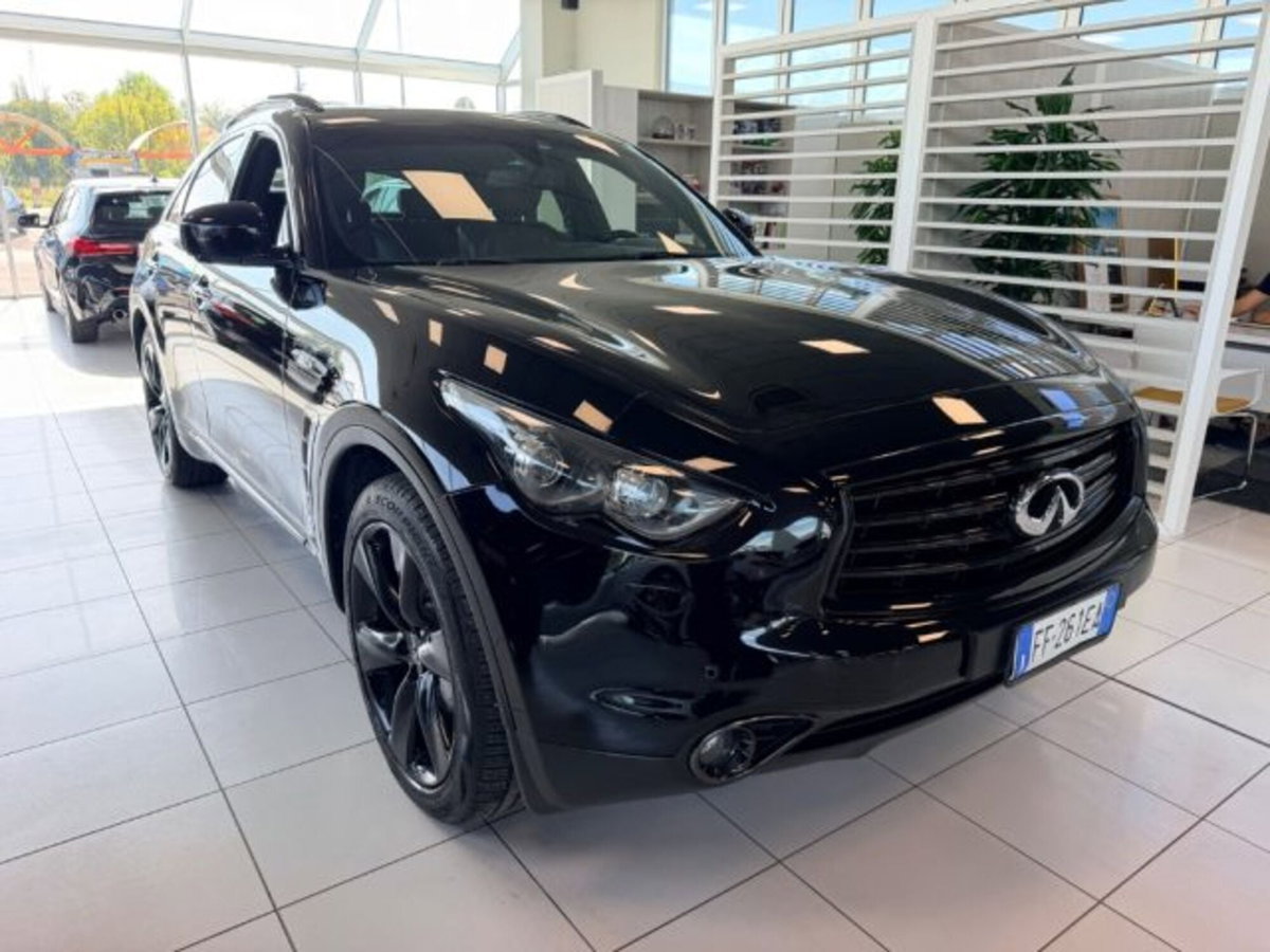 Infiniti QX70 3.0 diesel V6 AT S Premium (5)