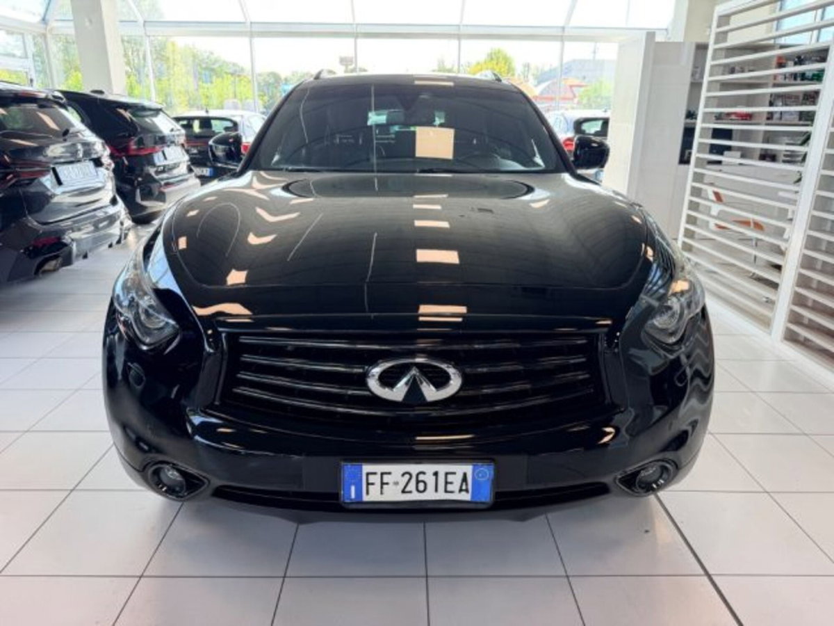 Infiniti QX70 3.0 diesel V6 AT S Premium (6)
