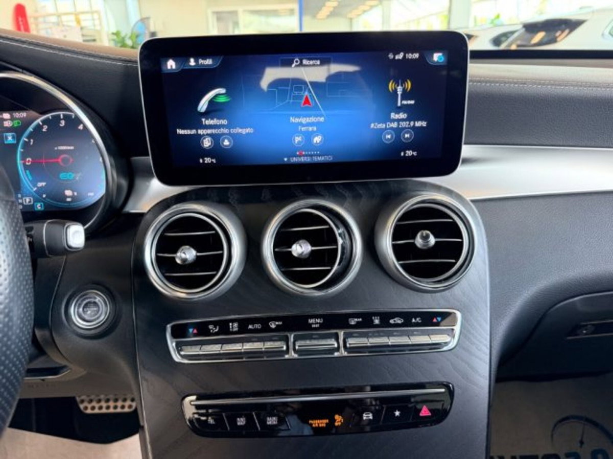 Mercedes-Benz GLC SUV 300 de 4Matic Plug-in hybrid Premium Plus (13)