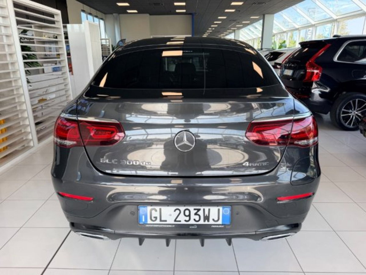 Mercedes-Benz GLC SUV 300 de 4Matic Plug-in hybrid Premium Plus (3)