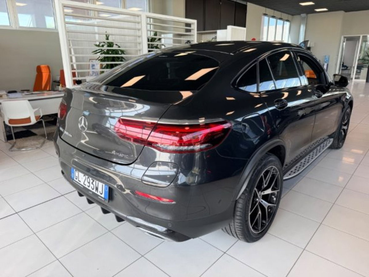 Mercedes-Benz GLC SUV 300 de 4Matic Plug-in hybrid Premium Plus (4)