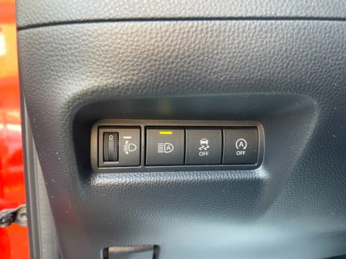 Toyota Aygo X 1.0 VVT-i 72 CV 5p. Undercover S-CVT (14)