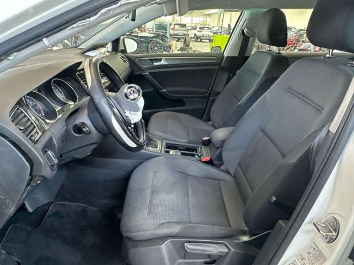 Volkswagen Golf 1.5 TGI DSG 5p. Business BlueMotion Technology (12)