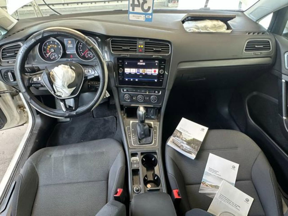 Volkswagen Golf 1.5 TGI DSG 5p. Business BlueMotion Technology (15)