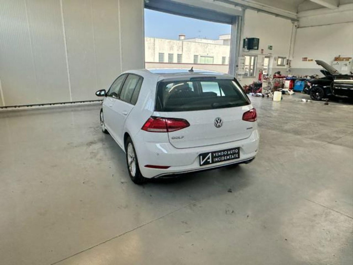 Volkswagen Golf 1.5 TGI DSG 5p. Business BlueMotion Technology (5)