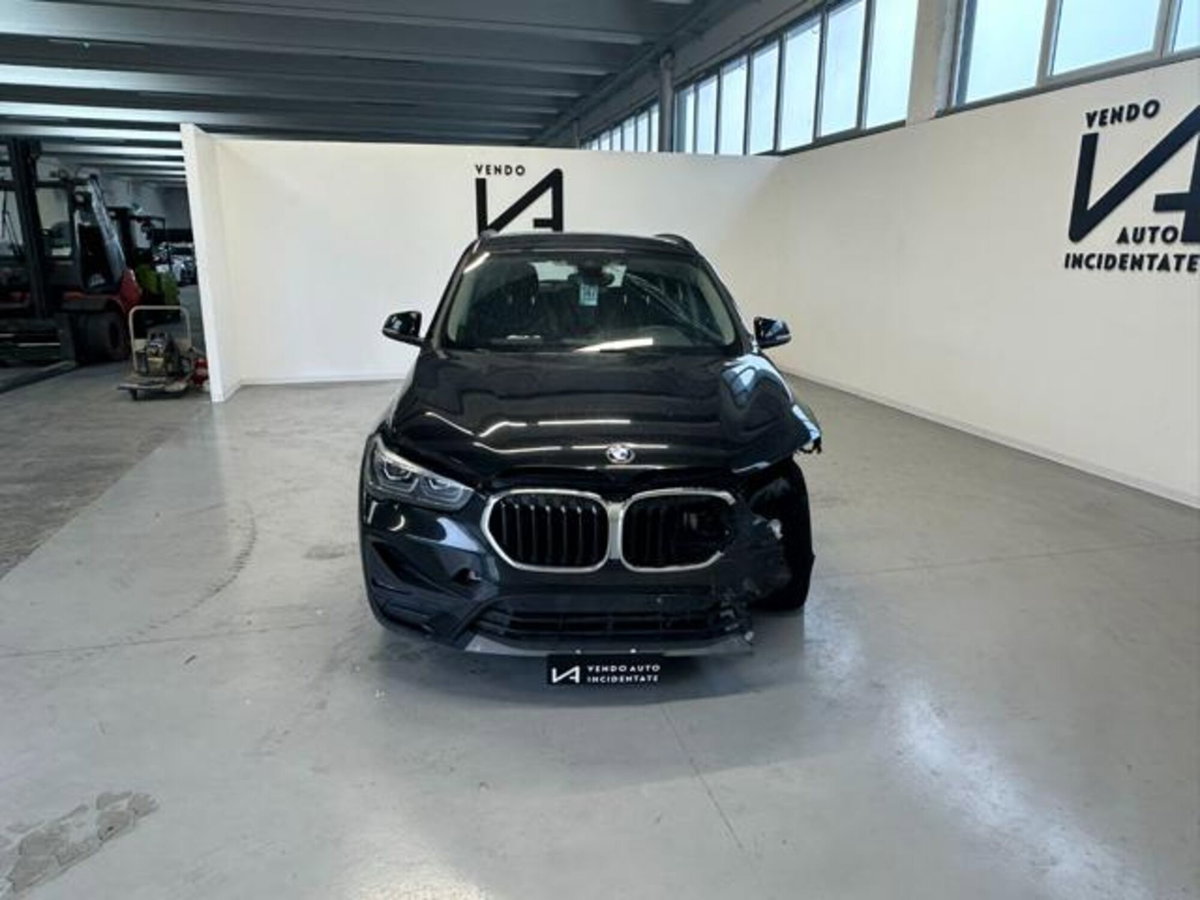 BMW X1 xDrive25e Business Advantage (2)