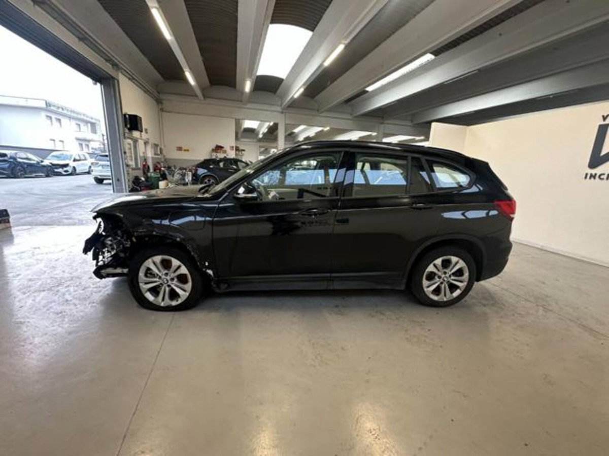 BMW X1 xDrive25e Business Advantage (4)