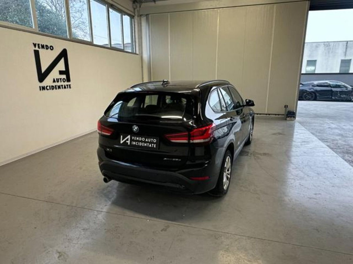 BMW X1 xDrive25e Business Advantage (7)