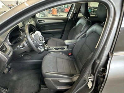 Renault Arkana 1.6 full hybrid Techno 145cv (12)