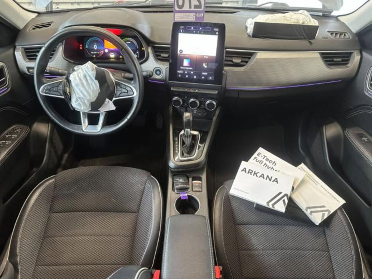 Renault Arkana 1.6 full hybrid Techno 145cv (15)