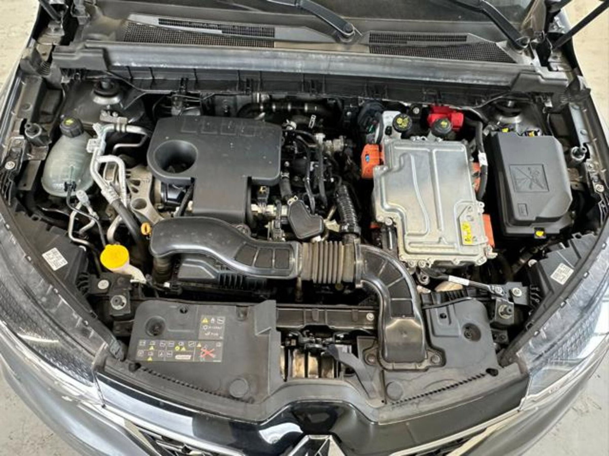 Renault Arkana 1.6 full hybrid Techno 145cv (9)